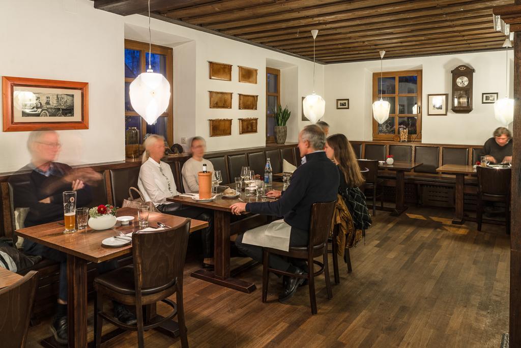 Hofmann Inn